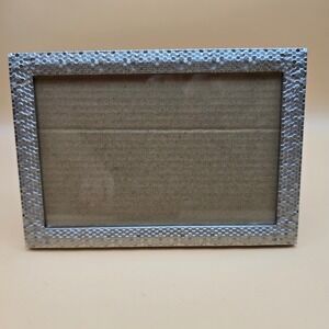 Threshold Hammered Metal Silver Photo Frame 4x6 Textured Honeycomb Tabletop Wall